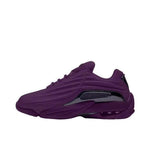 "Hot Step" Sneaker