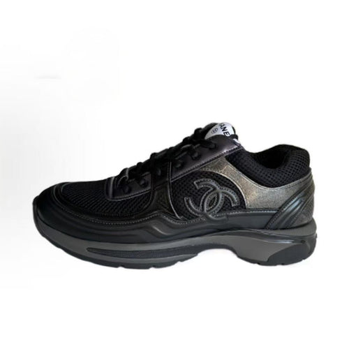 "CC" Runner Sneaker