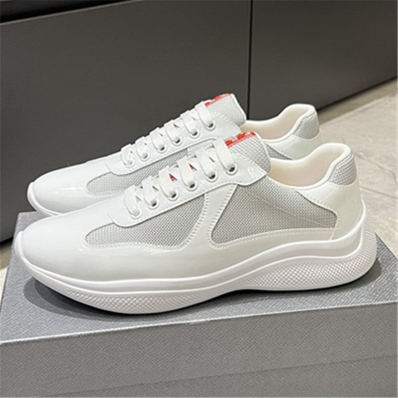 Cups Sneaker