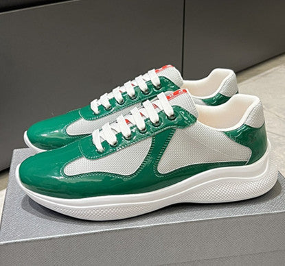Cups Sneaker