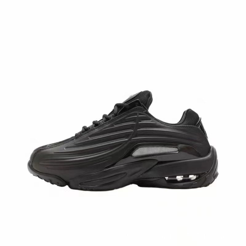 "Hot Step" Sneaker