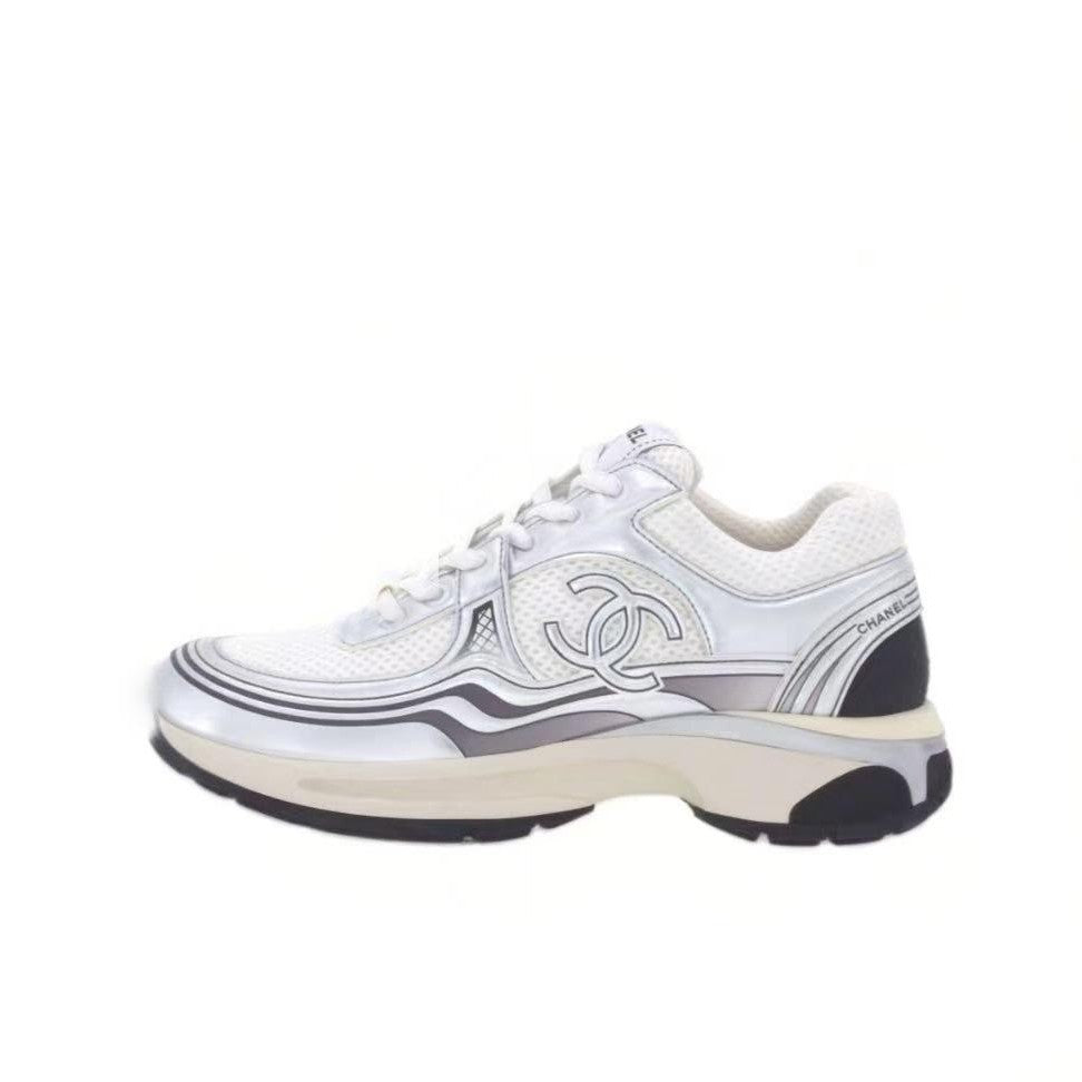 "CC" Runner Sneaker